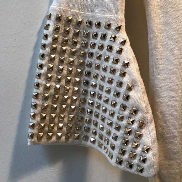 ♥️ BURBERRY SILK WOOL STUDDED BELL SLEEVE SWEATER - Picture 5 of 8